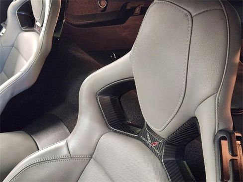 Used 2019 Chevrolet Corvette Z06 image 14