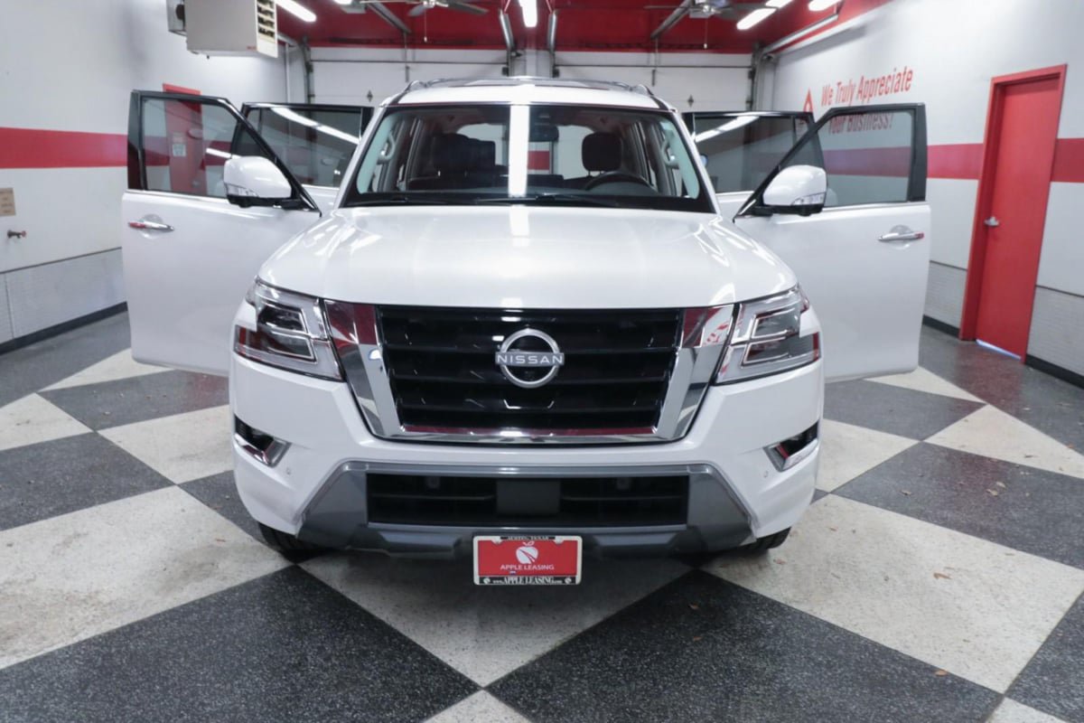Used 2023 Nissan Armada SL w/ Cargo Package RWD image 30