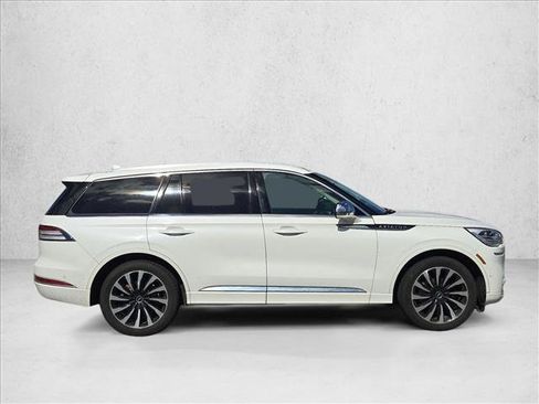 Used 2020 Lincoln Aviator Black Label Grand Touring w/ Class IV Trailer Tow Package image 4