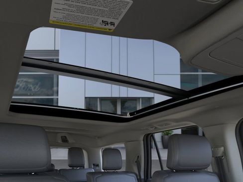 New 2026 Ford Expedition Active image 22