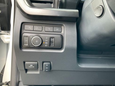 Used 2024 Ford F250 Lariat w/ Lariat Ultimate Package image 70