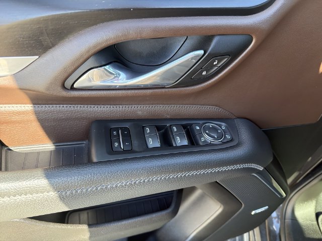 Used 2021 GMC Yukon Denali w/ Denali Premium Package AWD/4WD image 22