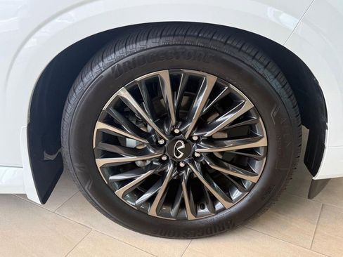 New 2026 INFINITI QX80 Autograph w/ Premium Cargo Package AWD/4WD image 10