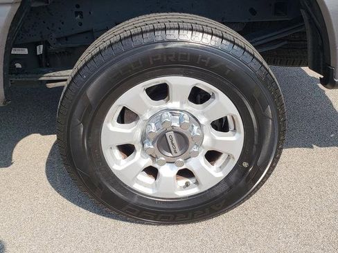 Used 2024 Ford F250 XLT image 26