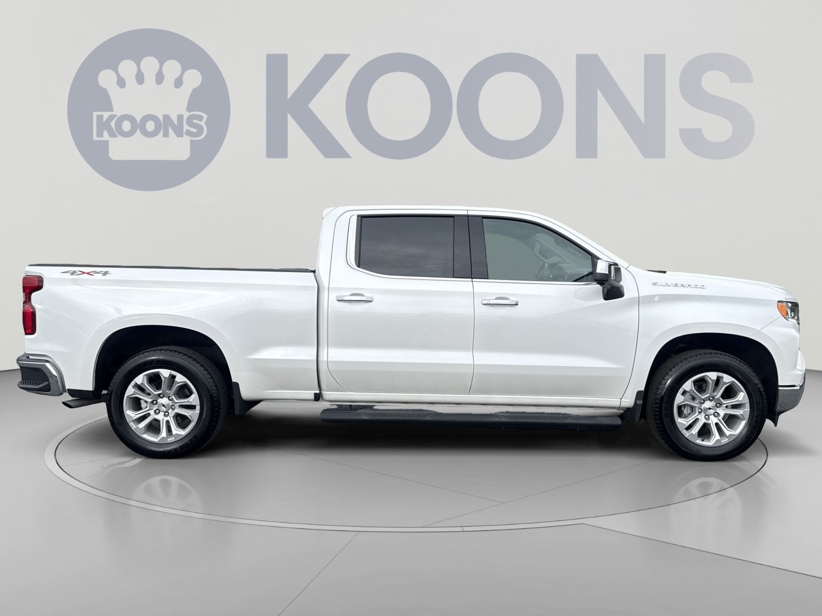 Used 2025 Chevrolet Silverado 1500 LTZ w/ LTZ Premium Package AWD/4WD image 12