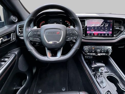 Used 2025 Dodge Durango GT AWD/4WD image 6
