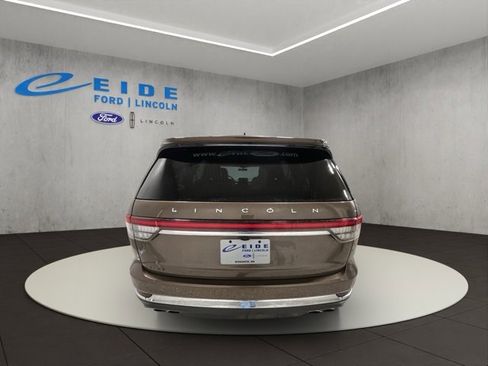 Used 2022 Lincoln Aviator Reserve w/ Equipment Group 201A image 7