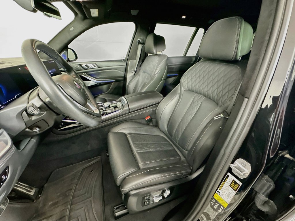 Used 2023 BMW ALPINA XB7 AWD/4WD image 29