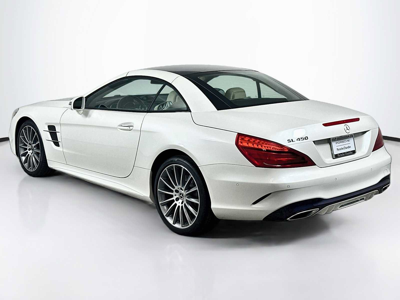 Used 2019 Mercedes-Benz SL 450 image 3