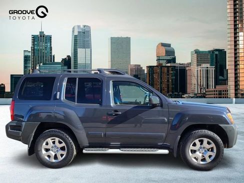 Used 2010 Nissan Xterra SE image 6