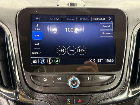 Used 2022 Chevrolet Equinox RS w/ Infotainment Package FWD image 16