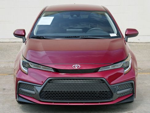 Used 2022 Toyota Corolla LE FWD image 40