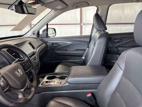 Used 2025 Honda Ridgeline RTL image 11