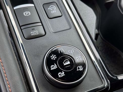 Used 2023 Nissan Pathfinder Rock Creek AWD/4WD image 30