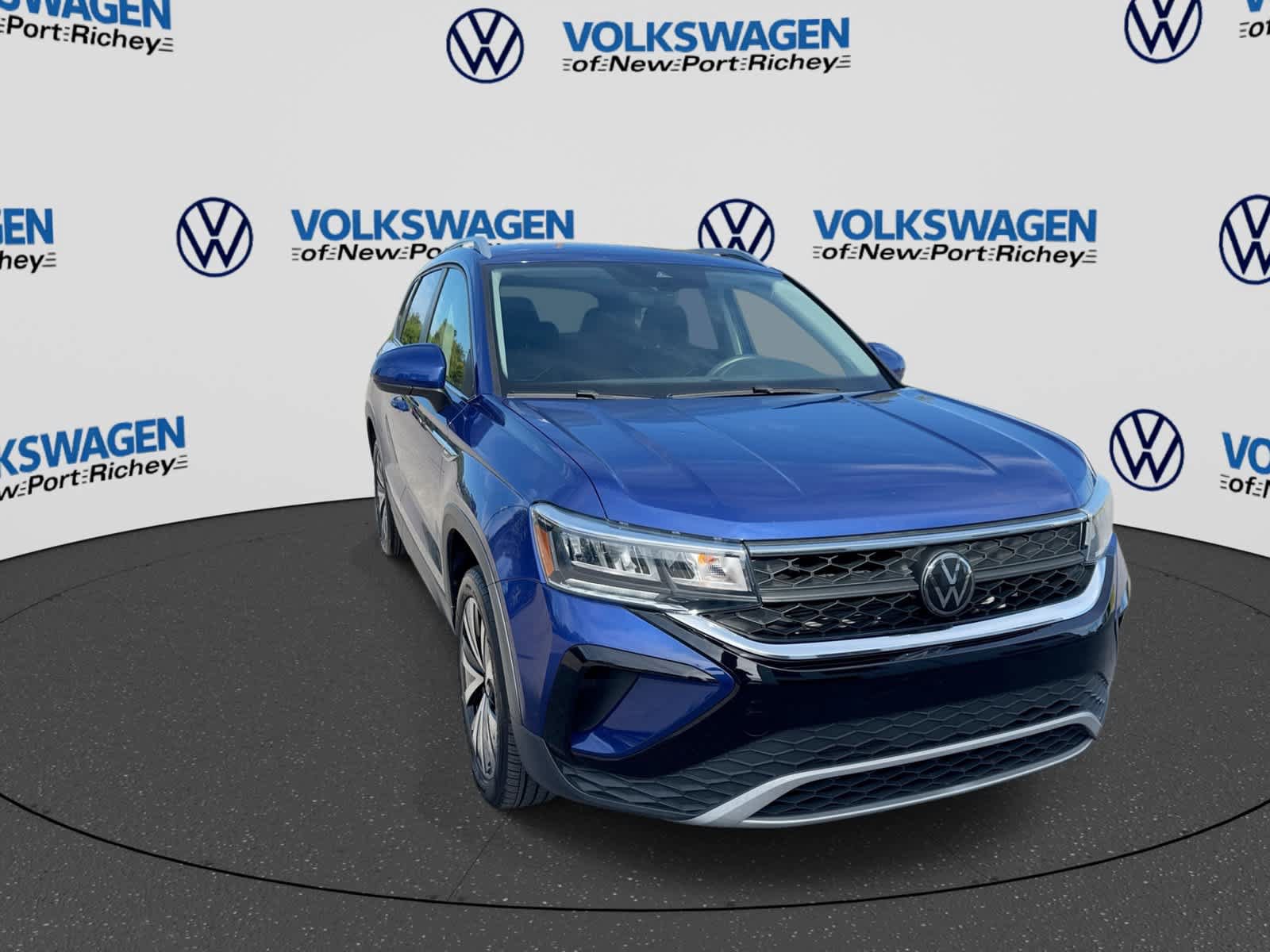 Used 2024 Volkswagen Taos SE FWD image 16