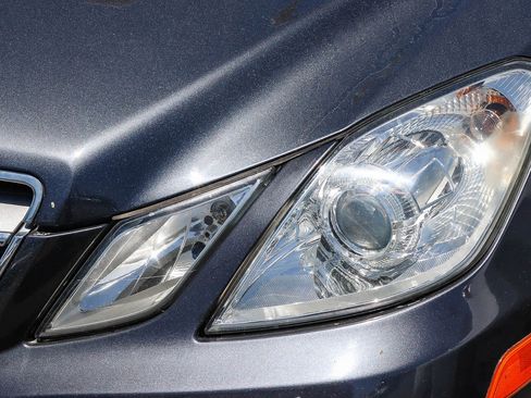 Used 2013 Mercedes-Benz E 350 Cabriolet image 2