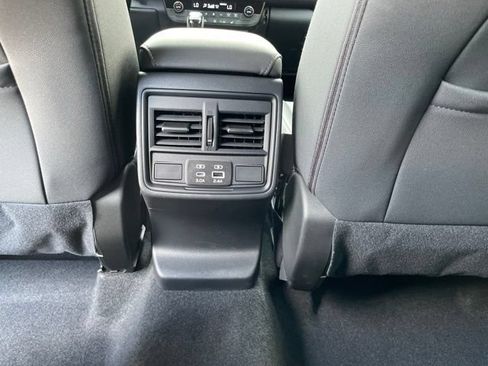 Used 2026 Subaru Outback Premium AWD/4WD image 26