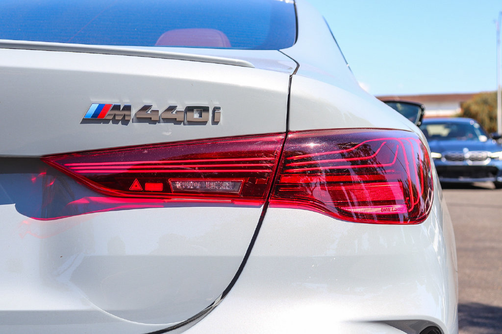 Used 2026 BMW M440i Coupe RWD image 7