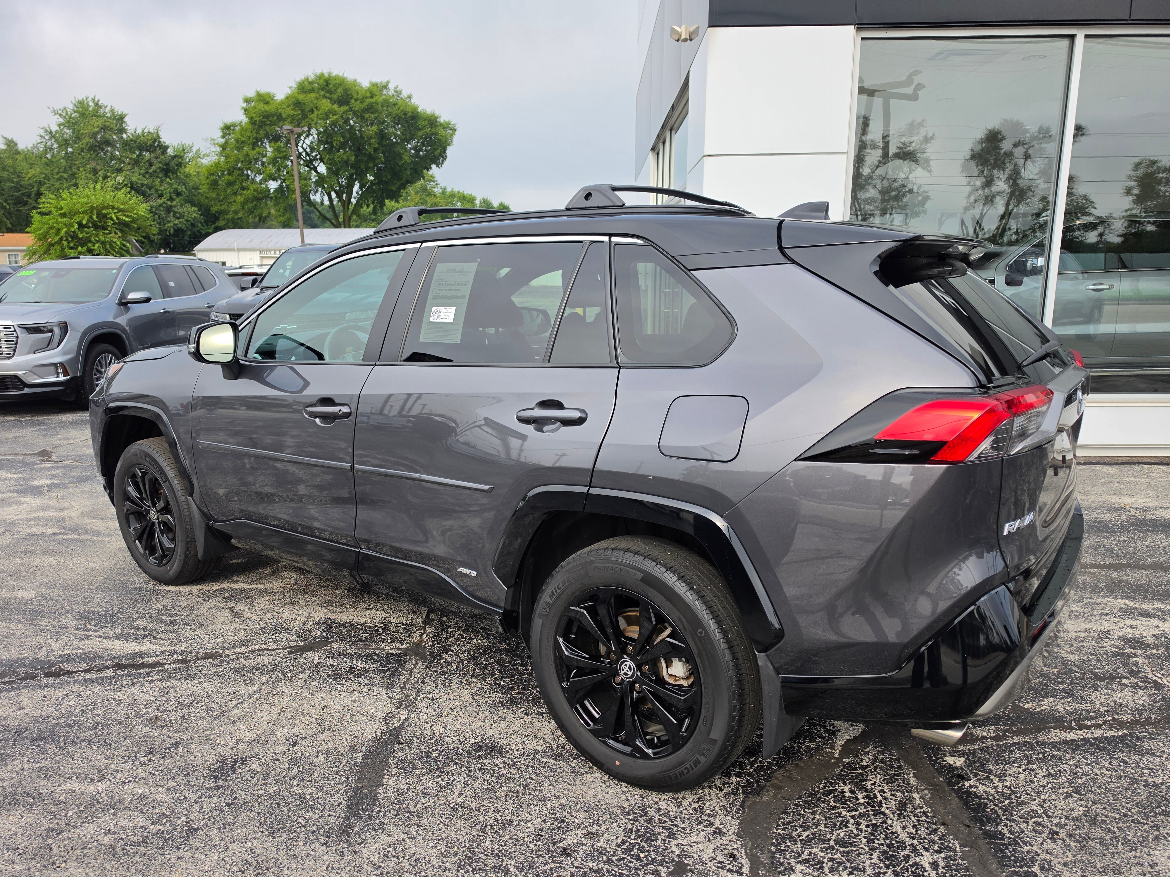 Used 2024 Toyota RAV4 XSE w/ Weather Package AWD/4WD image 7