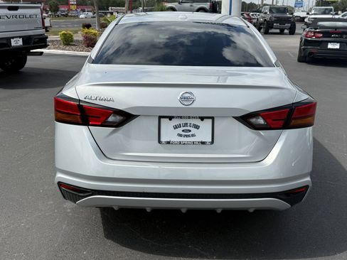 Used 2020 Nissan Altima 2.5 S FWD image 5