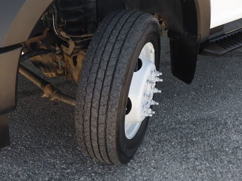 Used 2021 Ford F550 XLT image 47