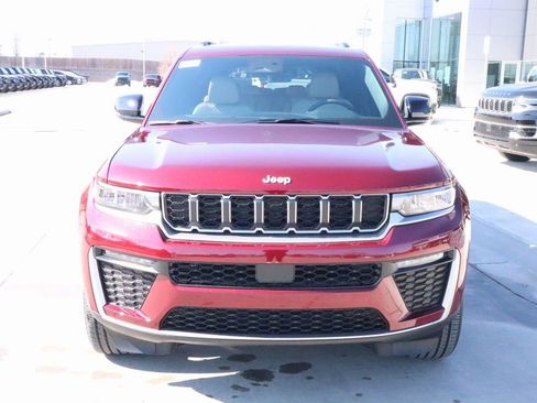 New 2026 Jeep Grand Cherokee L Limited image 10