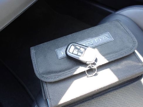 Used 2023 Honda Civic Touring image 36