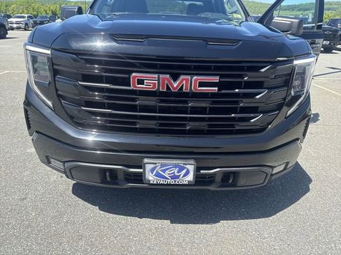 Used 2022 GMC Sierra 1500 Elevation AWD/4WD image 32