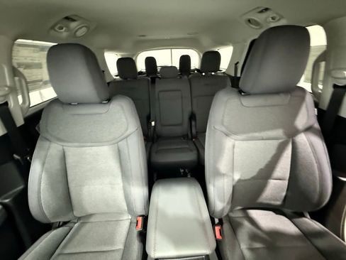 New 2026 Ford Explorer Active image 31