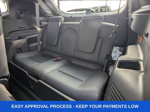 Used 2023 Mitsubishi Outlander SEL image 15