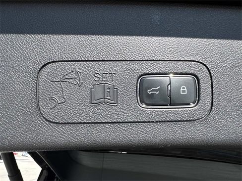 Certified 2023 Lincoln Aviator Reserve w/ Elements Package Plus image 14