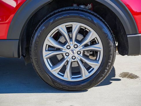 Used 2023 Ford Explorer Limited image 6