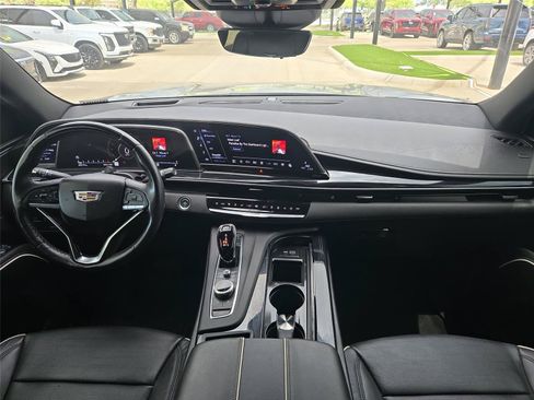 Used 2024 Cadillac Escalade Sport w/ Touring Package AWD/4WD image 13