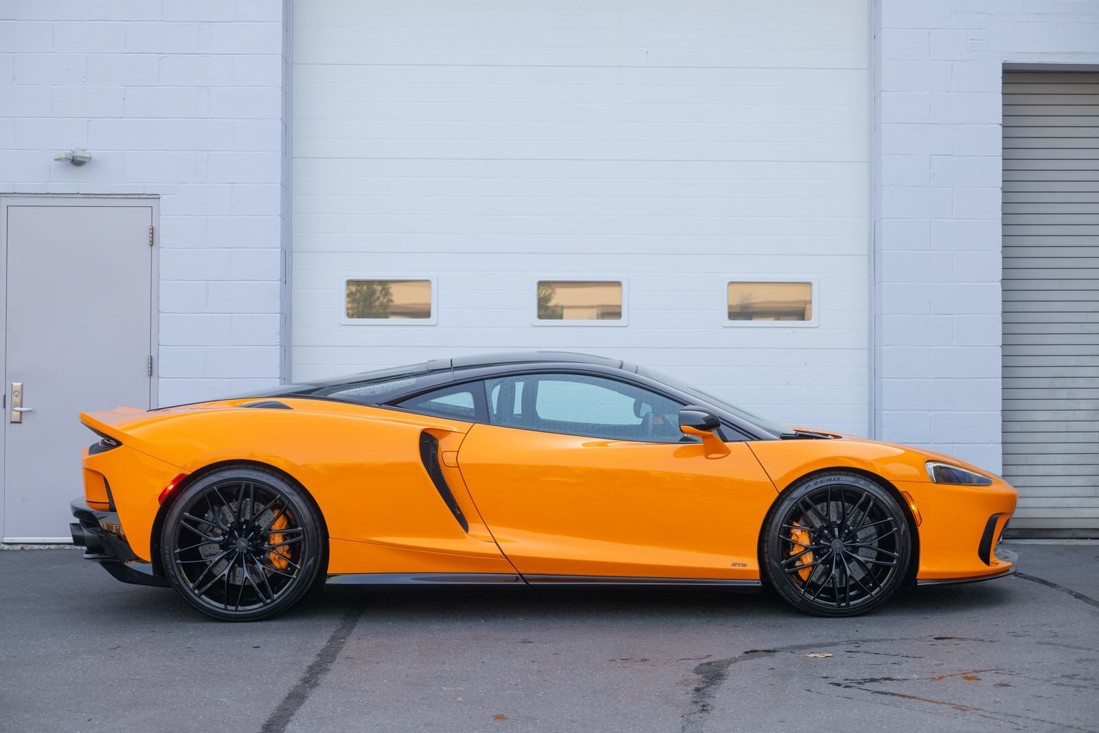 Used 2025 McLaren GTS RWD image 7