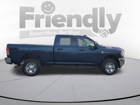 Used 2024 RAM 2500 Tradesman w/ Chrome Appearance Group AWD/4WD image 6