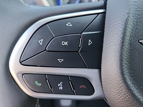 New 2026 Chrysler Pacifica Select FWD image 35
