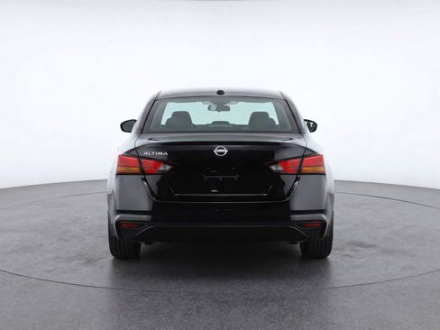 Used 2025 Nissan Altima 2.5 SV image 7