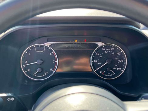 Used 2023 Nissan Rogue S image 17