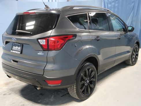 Used 2019 Ford Escape SE image 28