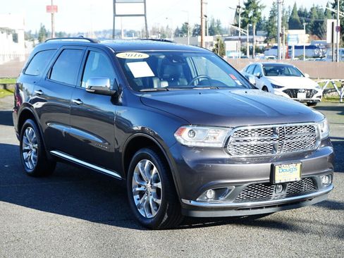 Used 2016 Dodge Durango Citadel w/ Technology Group image 3