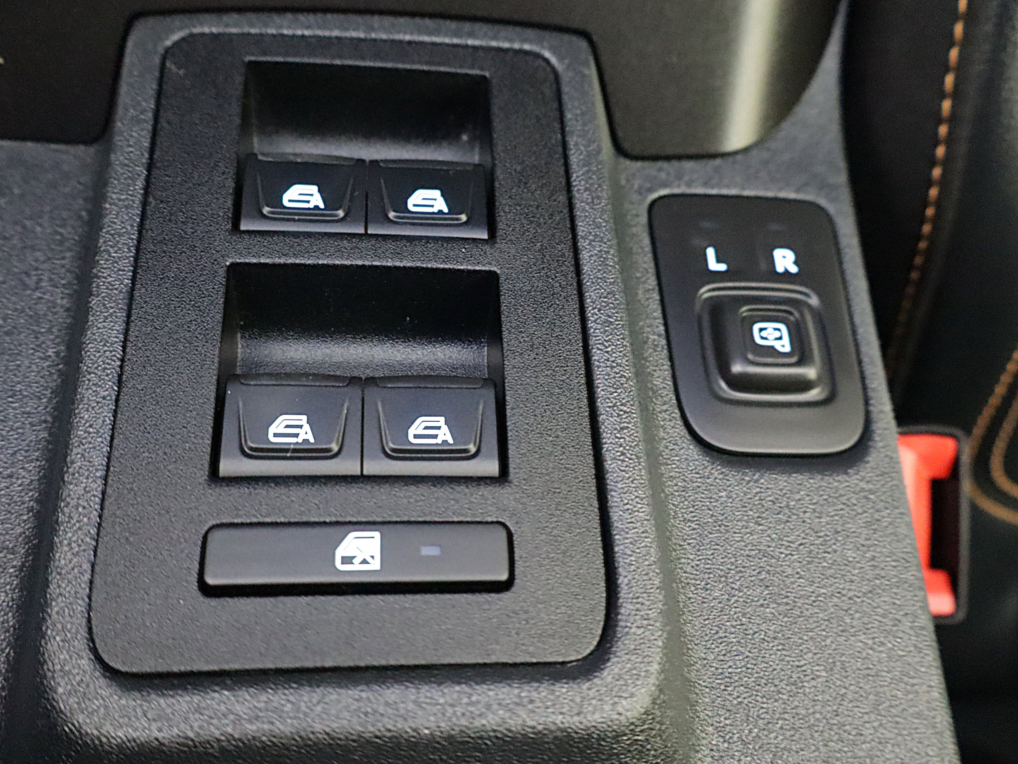 Used 2023 Ford Bronco Badlands AWD/4WD image 18
