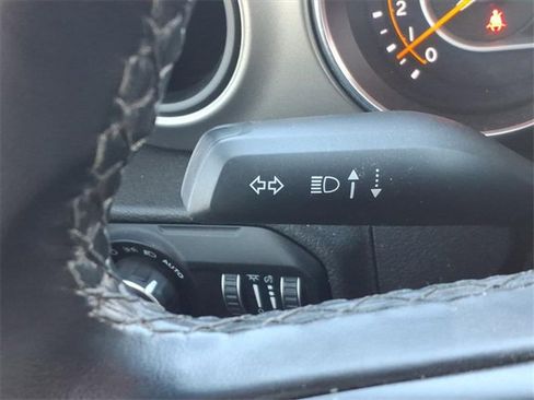 Used 2021 Jeep Gladiator Sport image 24