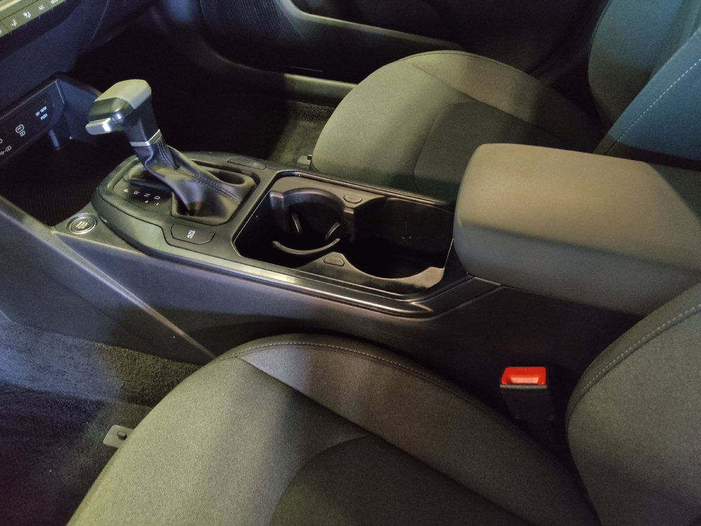 Used 2025 Kia K4 FWD image 26