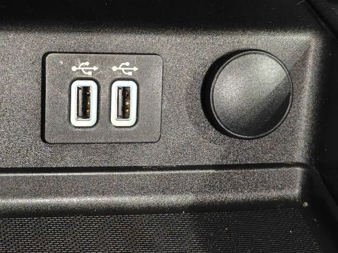 Used 2019 Ford Fusion SE image 41