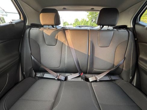 Used 2025 Buick Encore GX Preferred FWD image 36