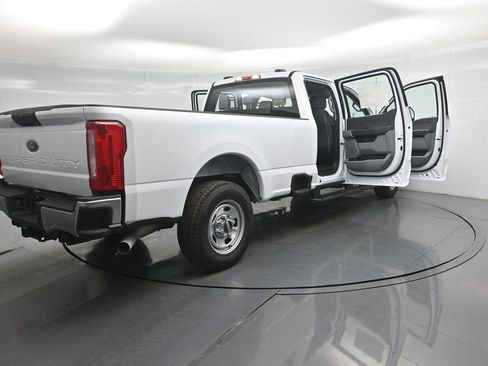 New 2026 Ford F350 XL w/ XL Chrome Package image 5