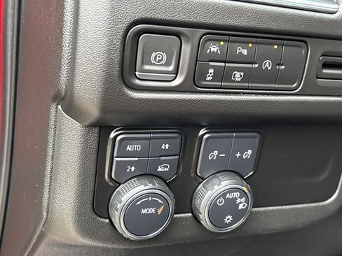 Used 2023 Chevrolet Tahoe RST w/ Sport Performance Package image 26