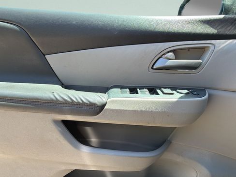 Used 2012 Honda Odyssey EX image 19
