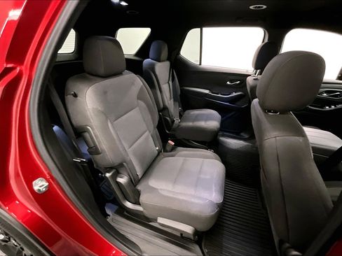 Used 2023 Chevrolet Traverse LT FWD image 49