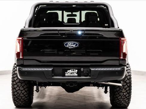 Used 2024 Ford F150 Lariat w/ FX4 Off-Road Package AWD/4WD image 9